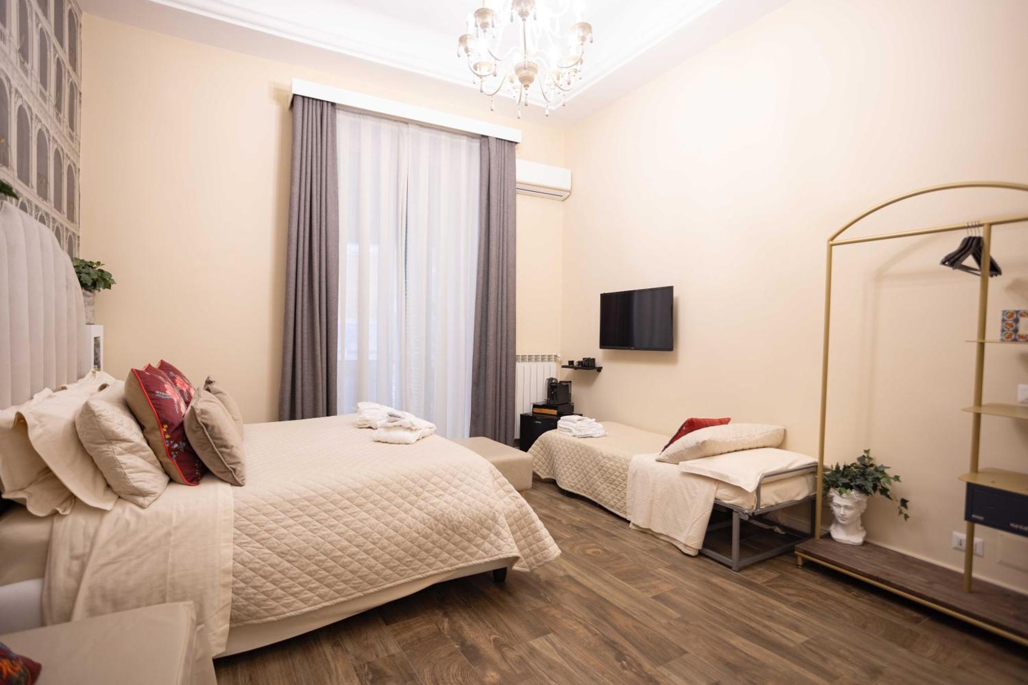 Bed & Breakfast Domus Deorum Deluxe Napels