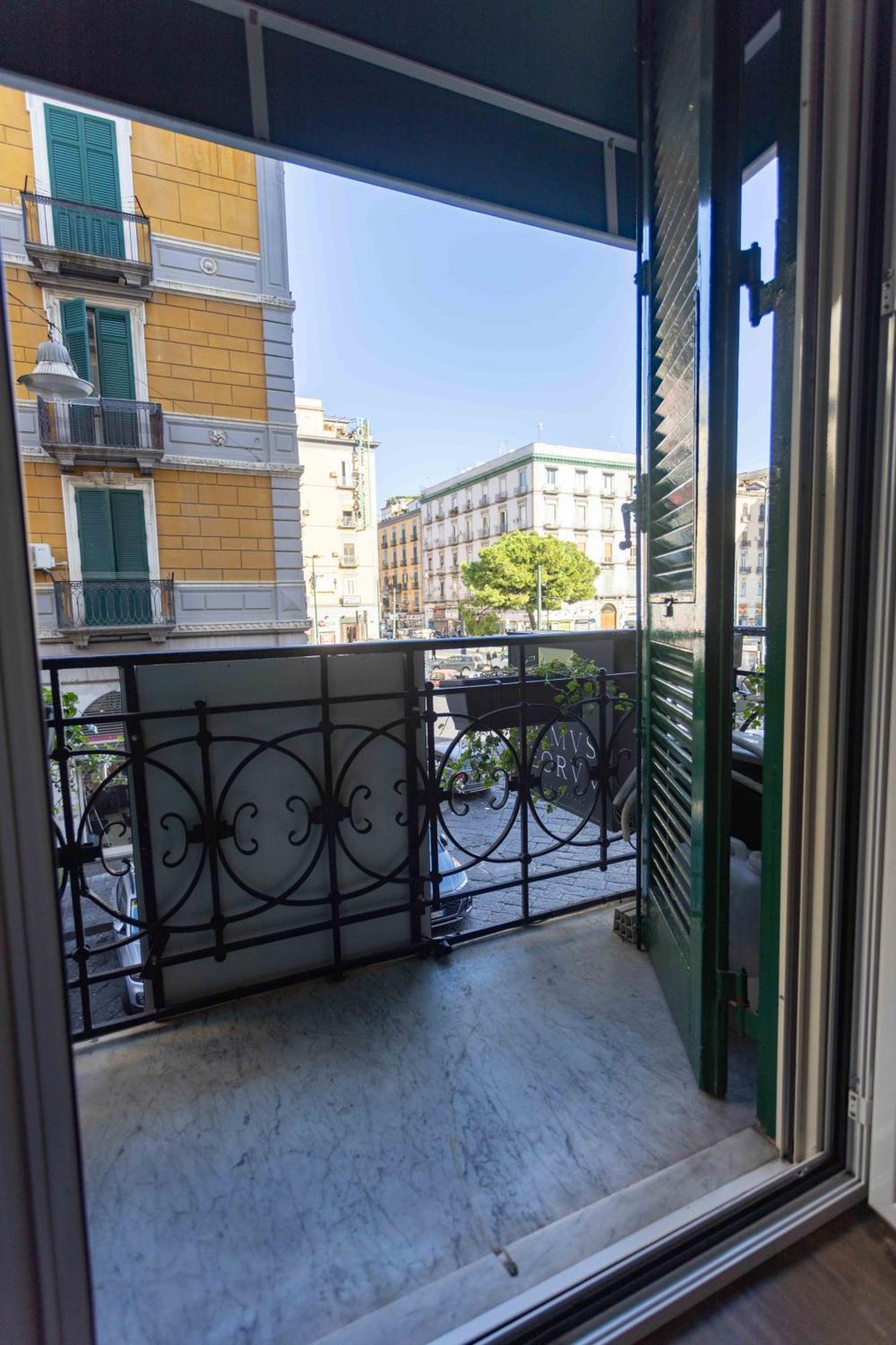 Bed & Breakfast Domus Deorum Deluxe Napels